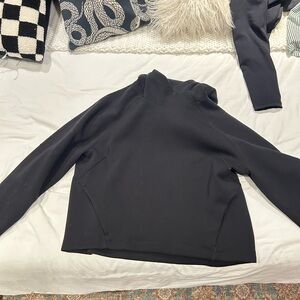 barry’s bootcamp x lululemon black hoodie